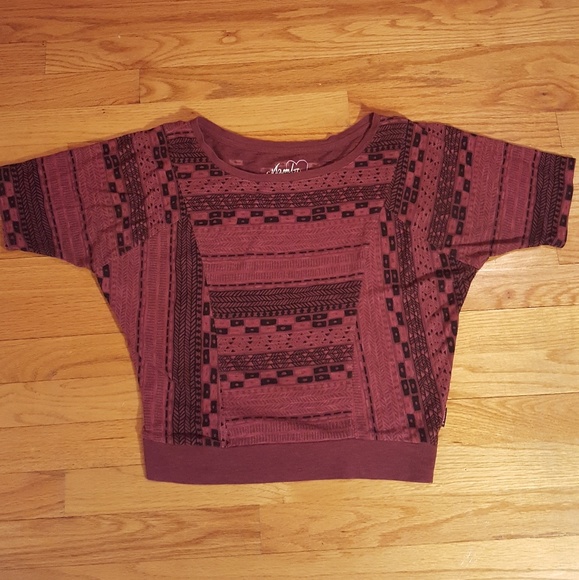 Crop top - Picture 1 of 1